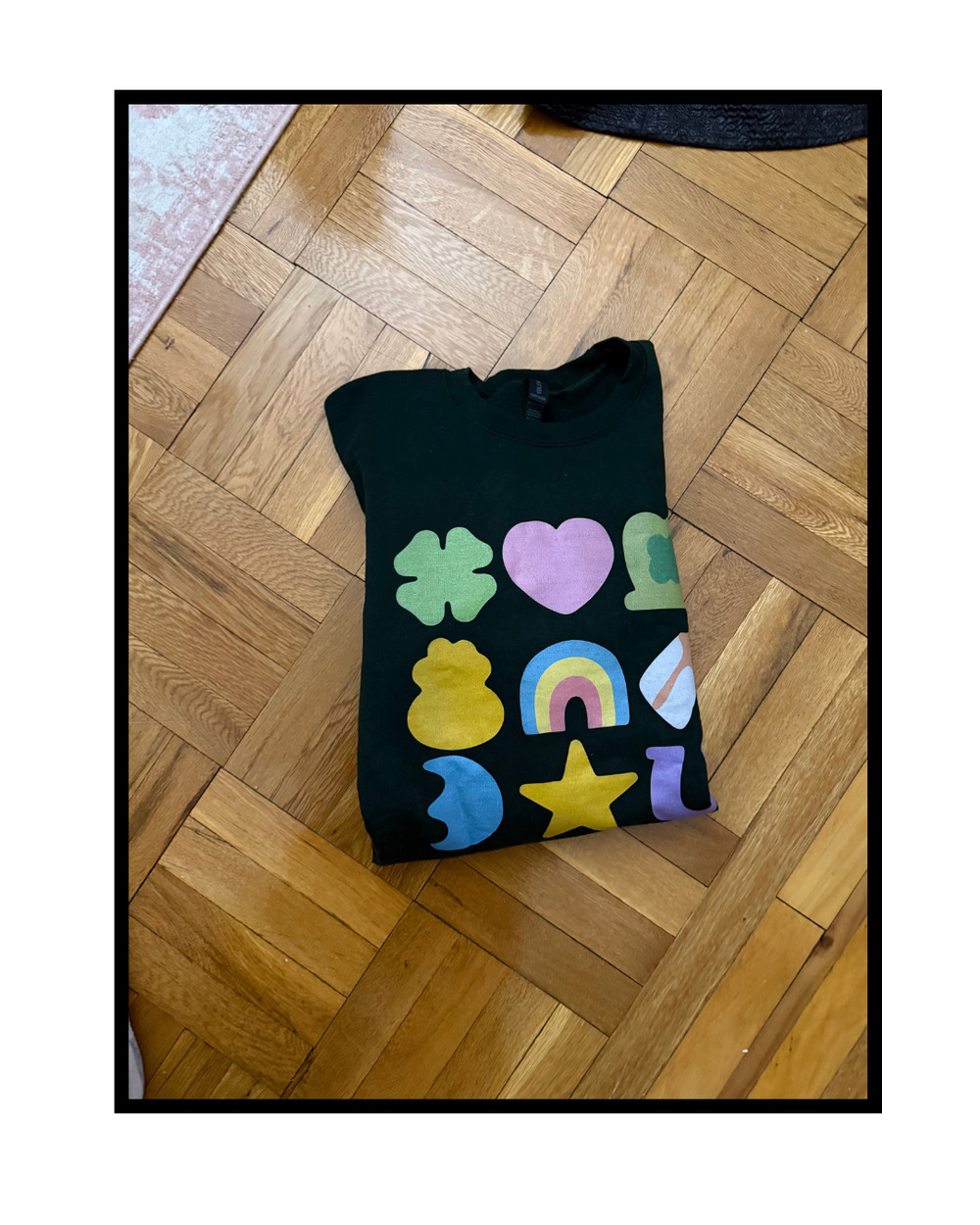 Lucky Charms Shapes Dark Green Sweatshirt Size 3XL